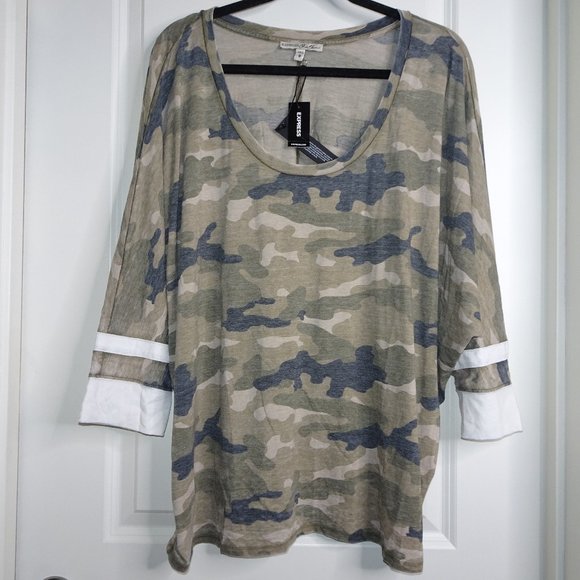 NWT Express One Eleven Camo Print Loose Fit Elbow Length Sleeve Top - Picture 1 of 5